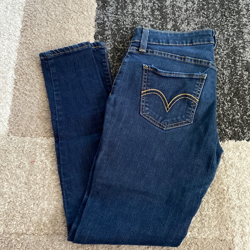 Junior’s Levi’s jeans